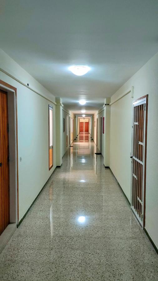 Summer Breeze Apartment Эмпуриабрава Экстерьер фото